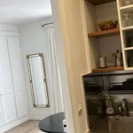 Rent 1 bedroom apartment of 17 m² in Paris