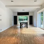 Maison de 600 m² avec 4 chambre(s) en location à Uccle