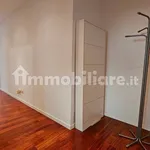 Affitto 4 camera appartamento di 141 m² in Rome