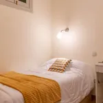 Rent a room of 157 m² in madrid