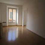 Appartement de 110 m² avec 4 chambre(s) en location à Menton