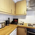 Rent 1 bedroom apartment of 40 m² in London