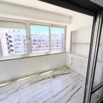 Rent 4 bedroom apartment of 225 m² in Lisbon