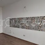 Affitto 5 camera appartamento di 135 m² in Ascoli Piceno