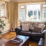 Rent 5 bedroom apartment in Guildford