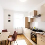 Miete 3 Schlafzimmer wohnung von 95 m² in Frankfurt