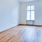 Pronajměte si 3 ložnic/e byt o rozloze 64 m² v Karlovy Vary