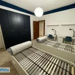 Rent 3 bedroom apartment of 90 m² in Milan