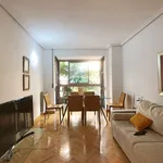 Rent a room of 80 m² in madrid