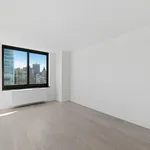 Rent 2 bedroom apartment of 113 m² in New York