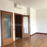 Rent 4 bedroom house of 123 m² in Rome