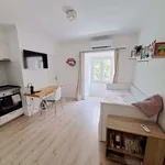 Rent 4 bedroom apartment of 45 m² in Lisboa