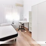 Alquilo 2 dormitorio apartamento de 10 m² en Seville