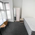 Rent 6 bedroom house in Leeds