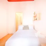 Rent 3 bedroom apartment of 14 m² in Barcelona