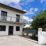 Alugar 3 quarto casa de 140 m² em Caldas da Rainha