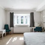 Rent 6 bedroom apartment in London