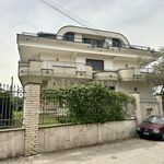 Rent 10 bedroom house of 720 m² in Capua