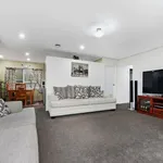 Rent 3 bedroom apartment in Puketāpapa