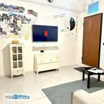 Affitto 3 camera appartamento di 65 m² in Naples