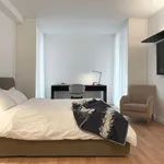 Rent 3 bedroom apartment of 152 m² in Berlin