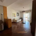 Rent 3 bedroom apartment of 124 m² in Naples