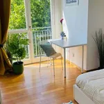 Rent a room of 200 m² in milan