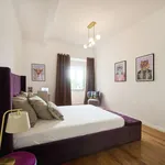 Rent a room in lisbon