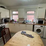 Rent 4 bedroom flat in Colchester