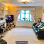 Rent 4 bedroom house in Welwyn Hatfield