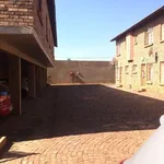 Rent 1 bedroom apartment of 100 m² in Pretoria