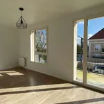 Appartement de 74 m² avec 4 chambre(s) en location à Épône