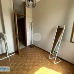 Affitto 2 camera appartamento di 120 m² in Milan