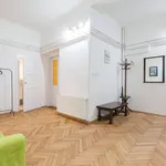 Pronajměte si 3 ložnic/e byt o rozloze 113 m² v Prague