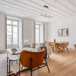 Rent 3 bedroom apartment of 133 m² in lisbon