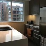 Appartement de 699 m² avec 2 chambre(s) en location à Vancouver