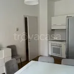 Rent 2 bedroom apartment of 60 m² in Milano