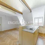 Pronajměte si 3 ložnic/e byt o rozloze 64 m² v Capital City of Prague