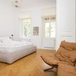 Miete 4 Schlafzimmer wohnung von 115 m² in Vienna