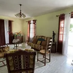 Rent 3 bedroom house of 105 m² in Le Gosier