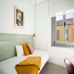 Rent a room of 2622 m² in Madrid