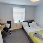 Rent 8 bedroom flat in East Midlands