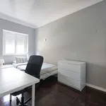 Rent a room in lisbon