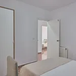 Rent 7 bedroom apartment in Valencia