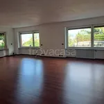 Rent 6 bedroom house of 275 m² in Torino