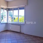 Affitto 3 camera appartamento di 106 m² in Lurate Caccivio