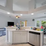 Rent 3 bedroom house of 134 m² in St. Lucie