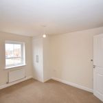 Rent 3 bedroom flat in East Midlands