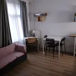 Huur 4 slaapkamer appartement van 65 m² in Brussels