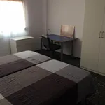 Rent 5 bedroom apartment in Valencia